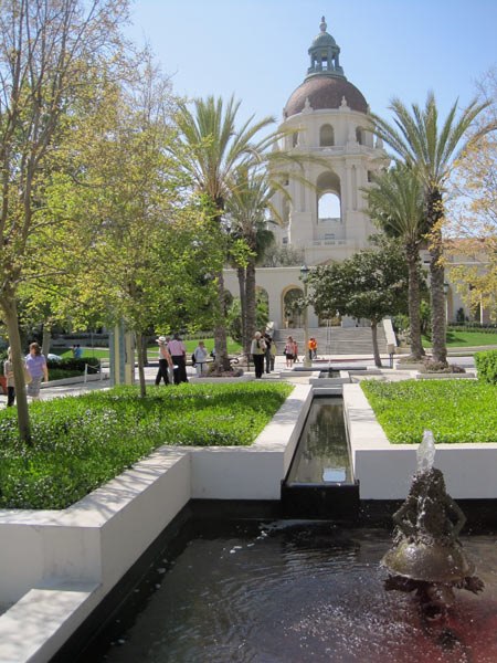 Plaza Las Fuentes,Pasadena